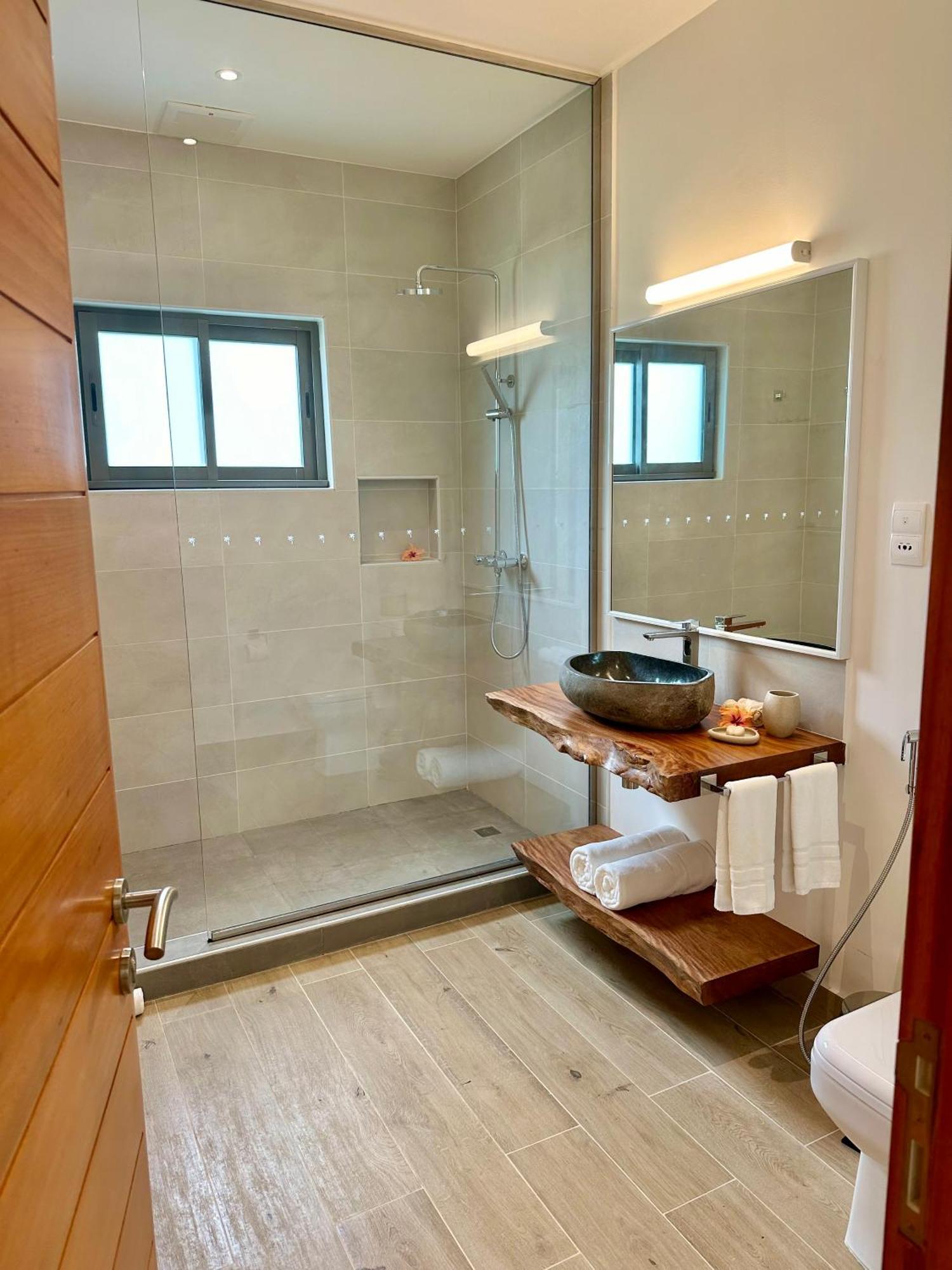 Pineapple Beach Villas Baie Lazare  المظهر الخارجي الصورة