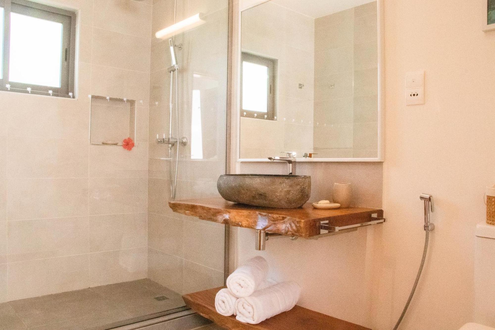 Pineapple Beach Villas Baie Lazare  المظهر الخارجي الصورة